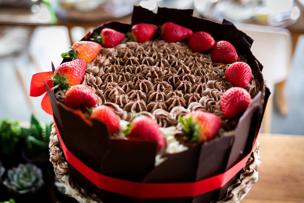 intimate beach wedding cake